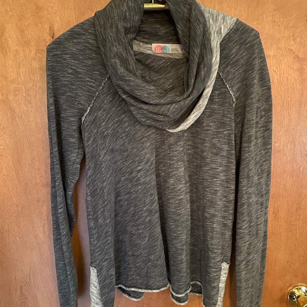 Free People Cocoon Cowl neck pullover heather gray
